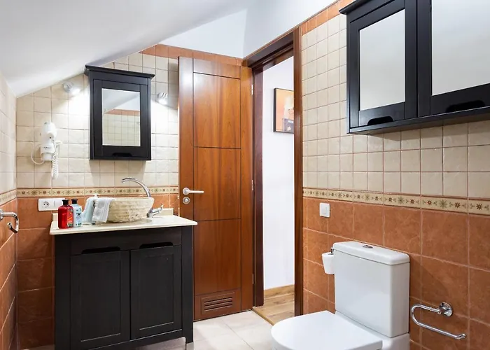 Exclusive Penthouse Playa Vistas 4 Close To The Sea And Beach, Aircondition For A Fee, Wifi, Terrace, Heated Pool Playa de las Américas