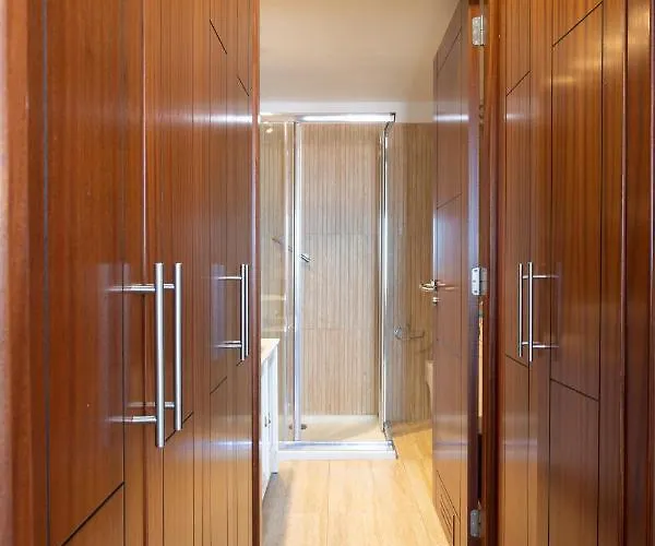 Exclusive Penthouse Playa Vistas 4 Close To The Sea And Beach, Aircondition For A Fee, Wifi, Terrace, Heated Pool Apartamento Playa de las Américas