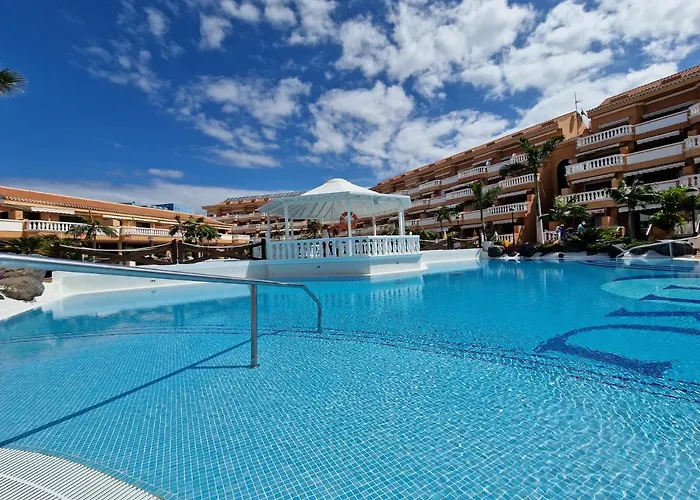 Exclusive Penthouse Playa Vistas 4 Close To The Sea And Beach, Aircondition For A Fee, Wifi, Terrace, Heated Pool