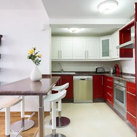 Exclusive Penthouse Playa Vistas 4 Close To The Sea And Beach, Aircondition For A Fee, Wifi, Terrace, Heated Pool