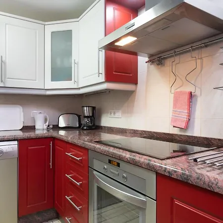 Exclusive Penthouse Playa Vistas 4 Close To The Sea And Beach, Aircondition For A Fee, Wifi, Terrace, Heated Pool Daire Playa de las Américas