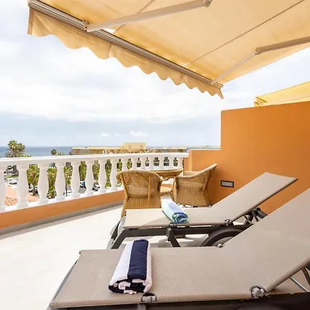 Daire Exclusive Penthouse Playa Vistas 4 Close To The Sea And Beach, Aircondition For A Fee, Wifi, Terrace, Heated Pool
