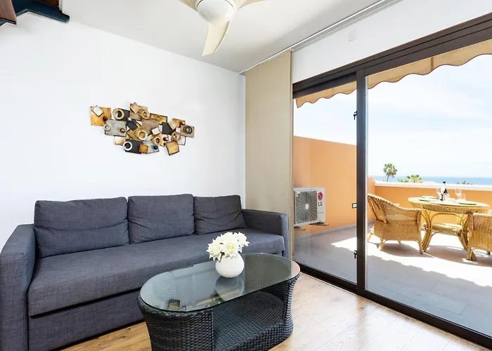 Apartment Exclusive Penthouse: Beachfront Oasis With Heated Pool