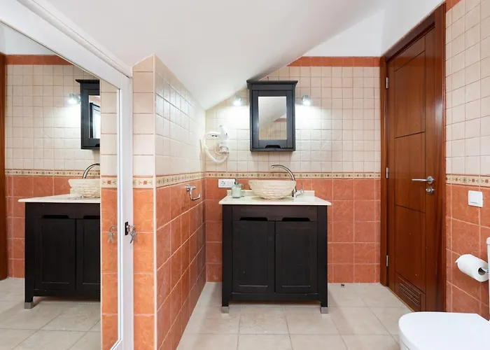 Apartamento Exclusive Penthouse Playa Vistas 4 Close To The Sea And Beach, Aircondition For A Fee, Wifi, Terrace, Heated Pool Playa de las Américas