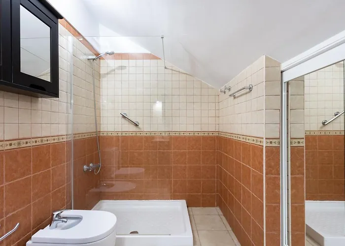 Exclusive Penthouse: Beachfront Oasis With Heated Pool *