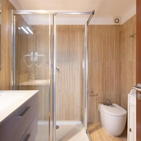 شقة Exclusive Penthouse Playa Vistas 4 Close To The Sea And Beach, Aircondition For A Fee, Wifi, Terrace, Heated Pool
